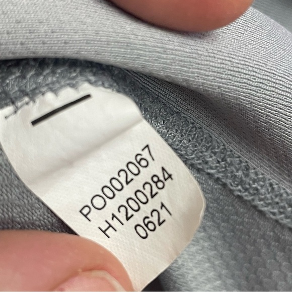 Men's Huk Icon X Long Sleeve Performance Shirt Chest Zipper Pocket Gray L - Picture 3 of 8